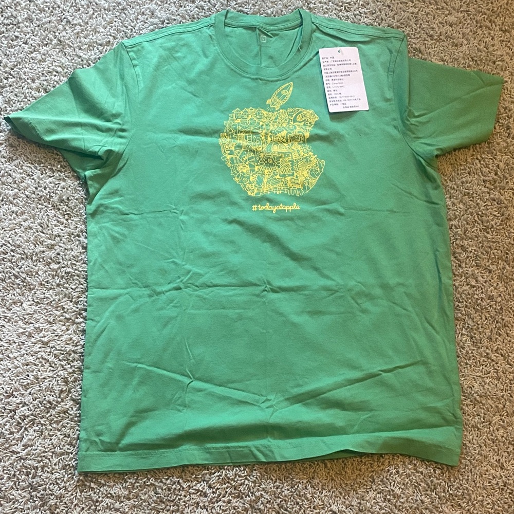 Apple employee exclusive limited edition Green Graphic Tee